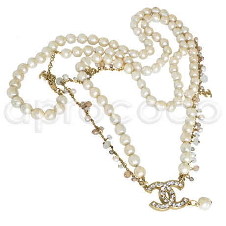 CHANEL fancy Pearl Necklace w/ baroque pearls & rhinestone CC logo