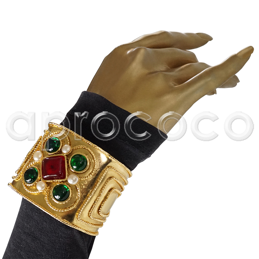 aprococo - CHANEL GRIPOIX vintage cuff bracelet – emerald-green & ruby-red  stones