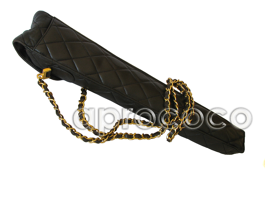 aprococo - CHANEL 1995 quilted Leather Umbrella Case Purse Chain Strap & CC  Closure