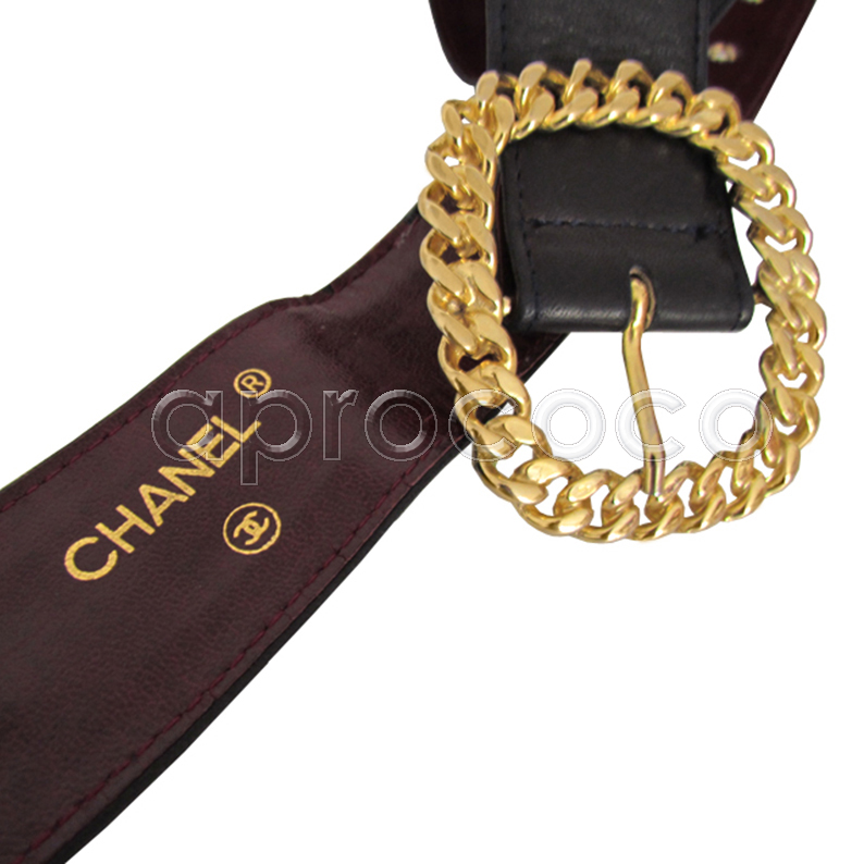 geschenk wijs Leed aprococo - CHANEL vintage dark blue almost black chain buckle BELT with  quilted mini Flap-Bag