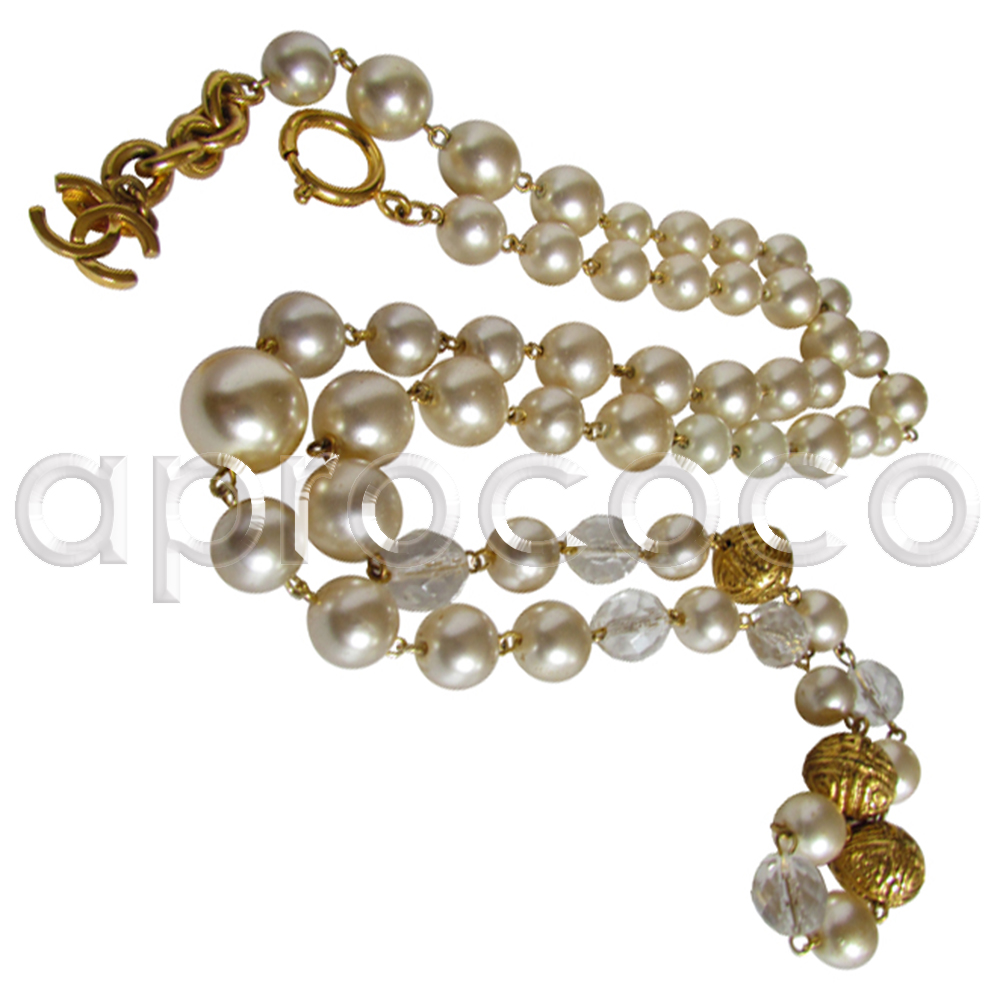 Chanel Pearl and Oval Gripoix Charm Sautoir